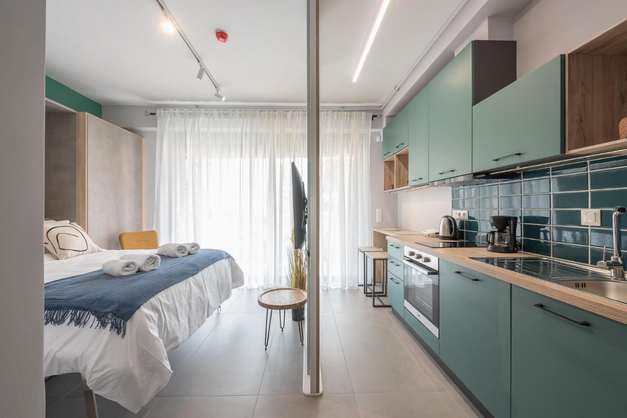 Stylish Urban Suites Афины Экстерьер фото