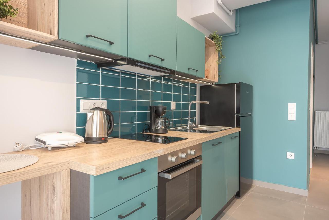 Stylish Urban Suites Афины Экстерьер фото